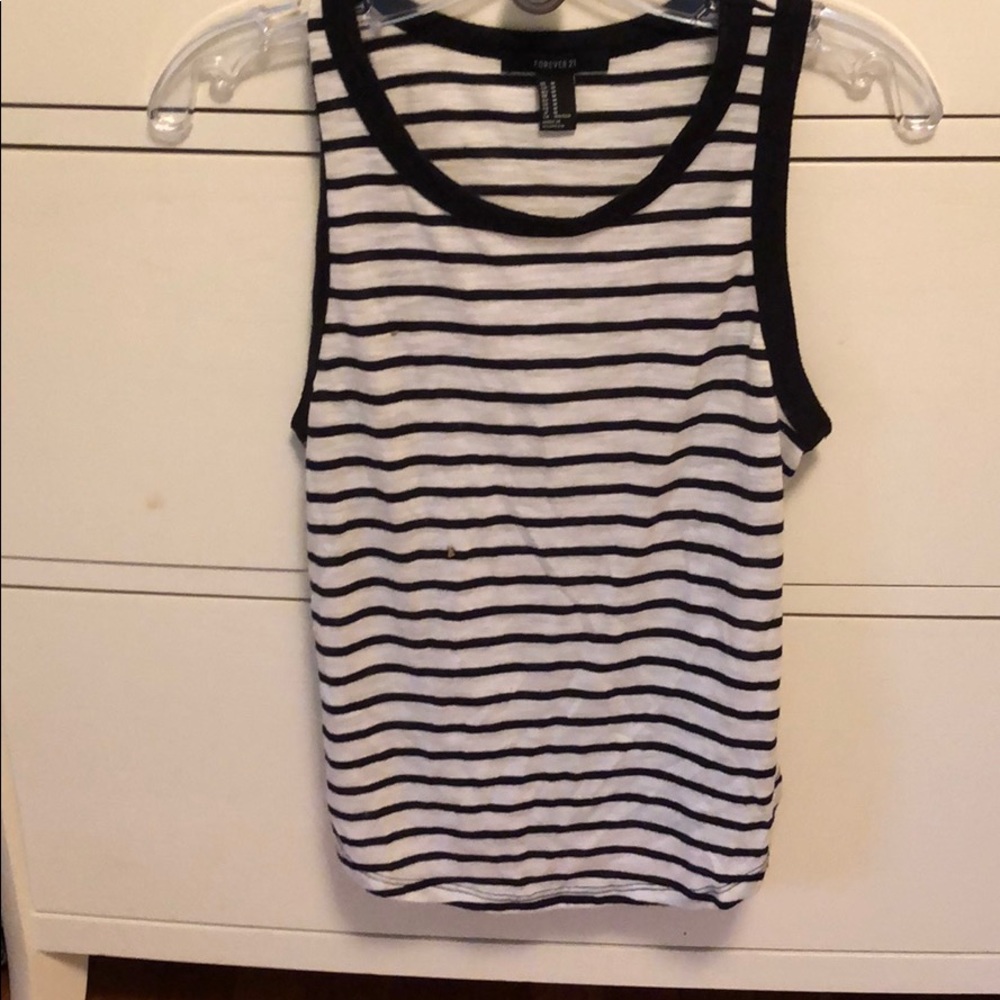 Tank top! 🖤